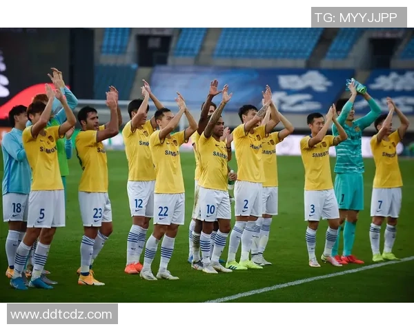 深圳足球队的崛起与发展探索:从意识到行动的全景分析 深圳足球队的崛起与发展探索:从意识到行动的全景分析